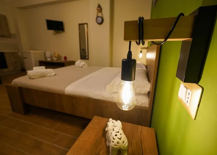 Il Geranio 山林小屋 Acconia